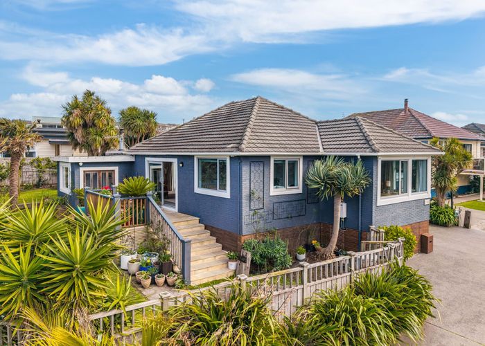  at 140 Main Road, Titahi Bay, Porirua, Wellington