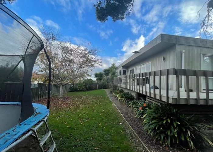  at 194 Cook Street, Howick, Manukau City, Auckland