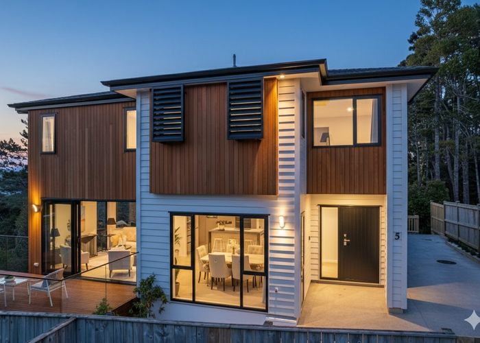  at 5 Highway View Lane, Schnapper Rock, Albany, North Shore City, Auckland