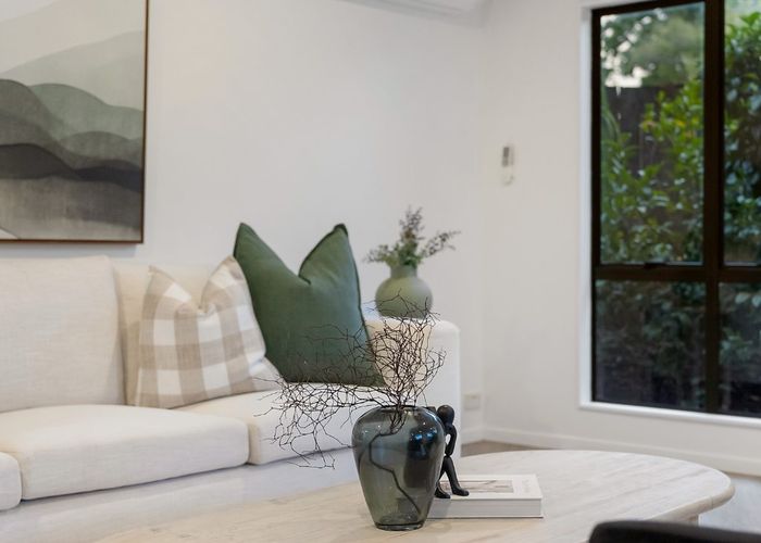  at 659A Beach Road, Rothesay Bay, North Shore City, Auckland