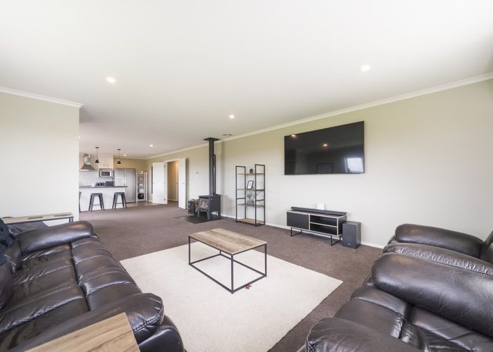  at 64 View Road, Halcombe, Feilding