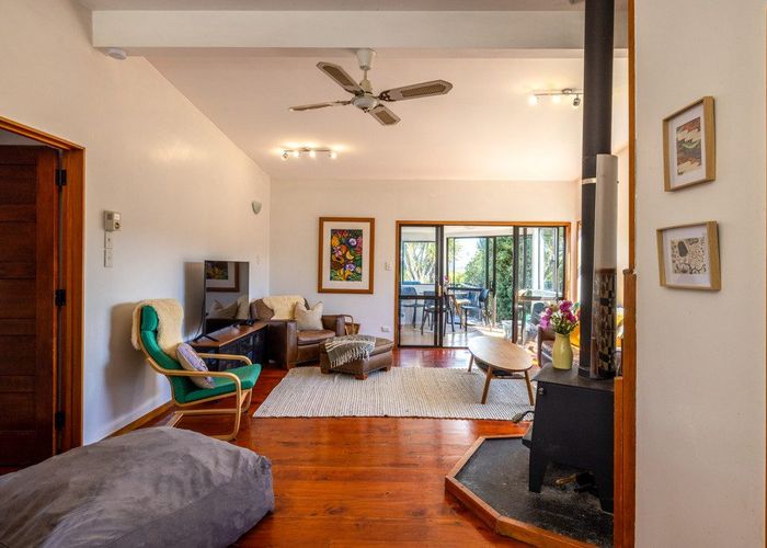  at 15 Tetley Road, Surfdale, Waiheke Island