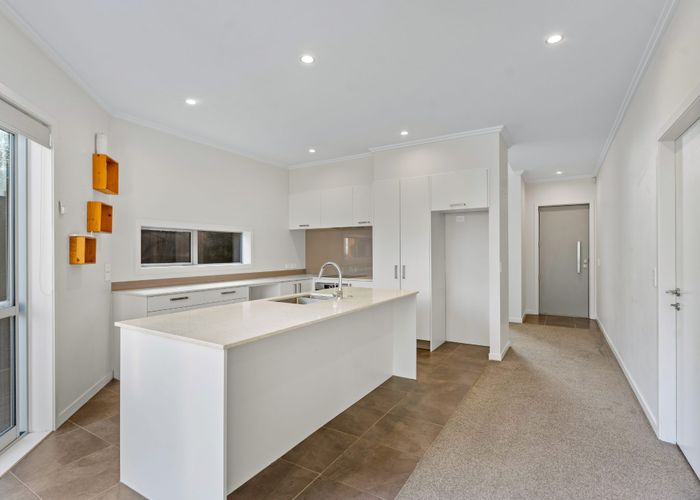  at 33 Kanuka Road, Hobsonville, Waitakere City, Auckland