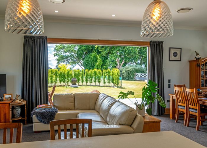  at 150 Hansens Line, Newbury, Palmerston North