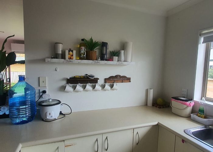  at 9 Neesons Way, Glendene, Waitakere City, Auckland