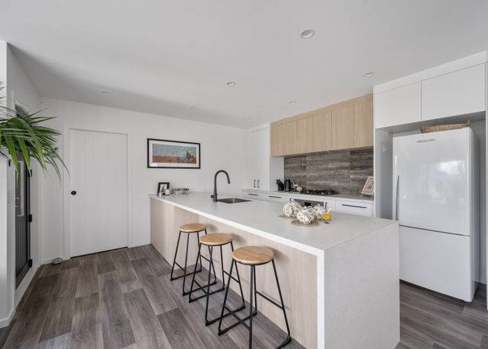  at 8A Avenue Road, Greenmeadows, Napier