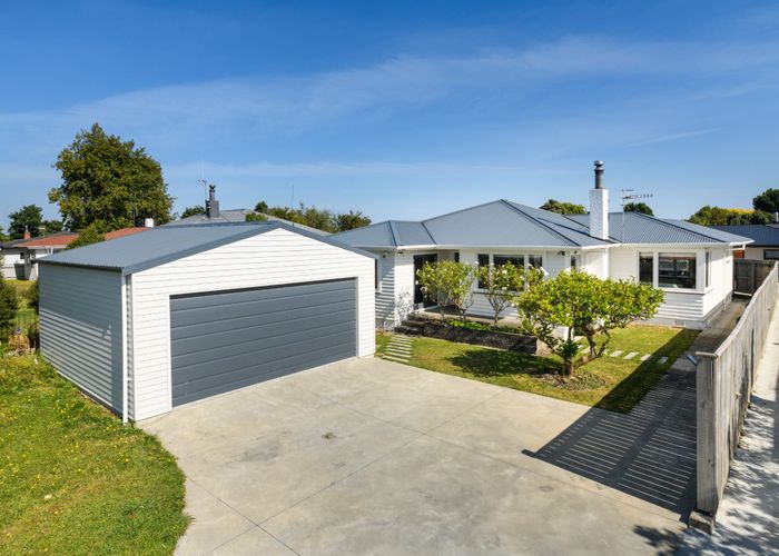  at 9 Belvedere Crescent, Takaro, Palmerston North