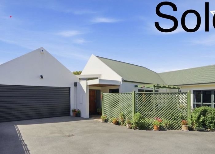  at 2/139 Maidstone Road, Ilam, Christchurch