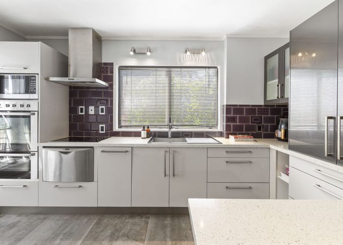  at 3/22 Mariposa Crescent, Birkenhead, North Shore City, Auckland