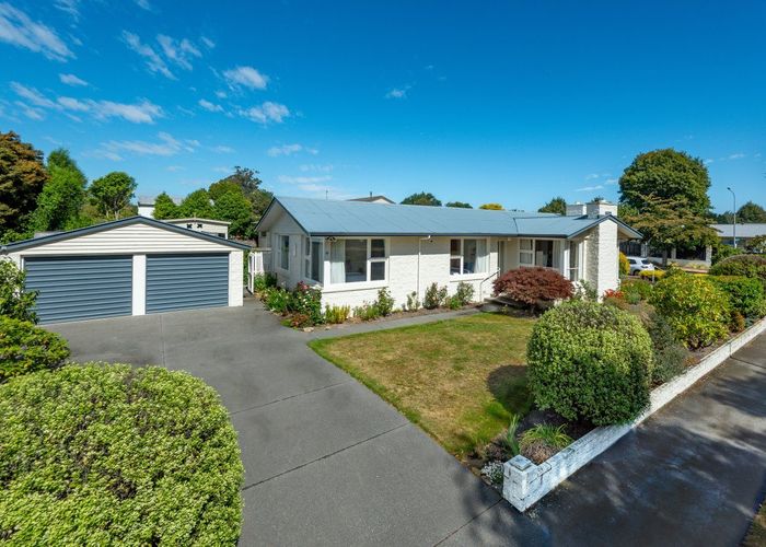  at 13 Woodbury Street, Avonhead, Christchurch