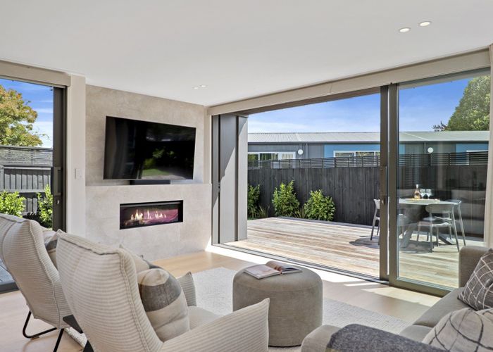  at 2/105 Tomes Road, St. Albans, Christchurch City, Canterbury