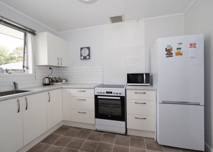  at 2/138 Grove ST, Tinwald, ASHBURTON