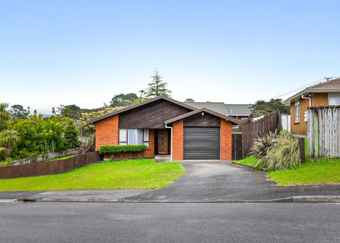  at 3 Jacinta Grove, Swanson, Auckland