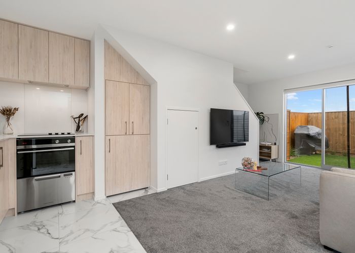  at 11/42 Kaikoura Street, Henderson, Auckland