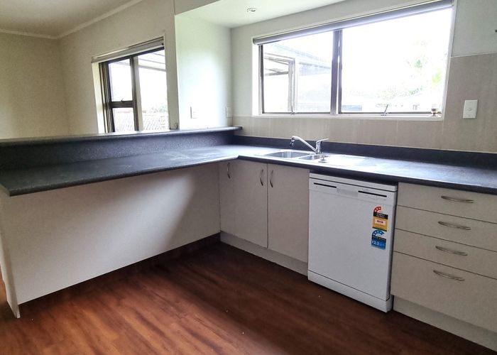  at Conifer Grove, Papakura, Auckland