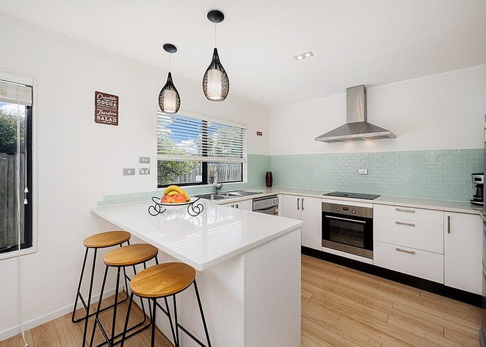  at 8 Ifield Court, Burswood, Manukau City, Auckland