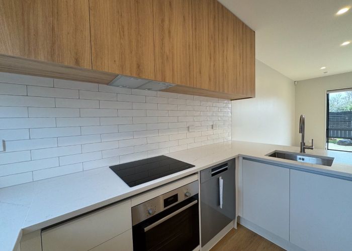  at 6/13 Thomas Road, Mangere, Manukau City, Auckland