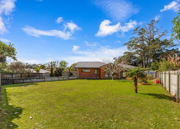  at 37 Waimoko Glen, Swanson, Auckland