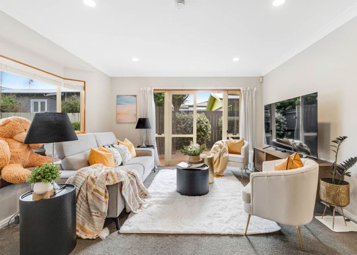  at 5B Kawau Road, Greenlane, Auckland