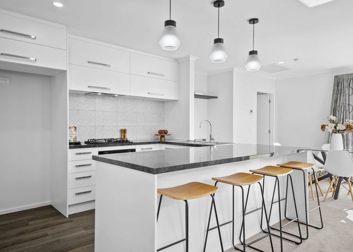  at 33 Whitburn Avenue, Halswell, Christchurch City, Canterbury