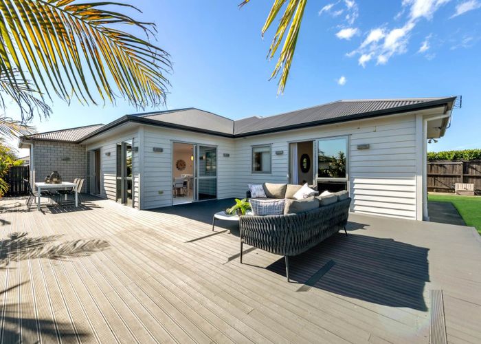  at 57 Seventh View Avenue, Beachlands, Manukau City, Auckland
