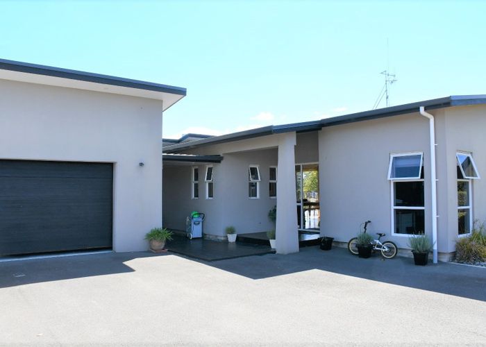  at 4/25 Lowe Road, Rukuhia, Hamilton, Waikato
