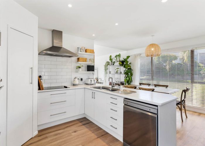  at 71 Carlton Crescent, Maraetai, Auckland