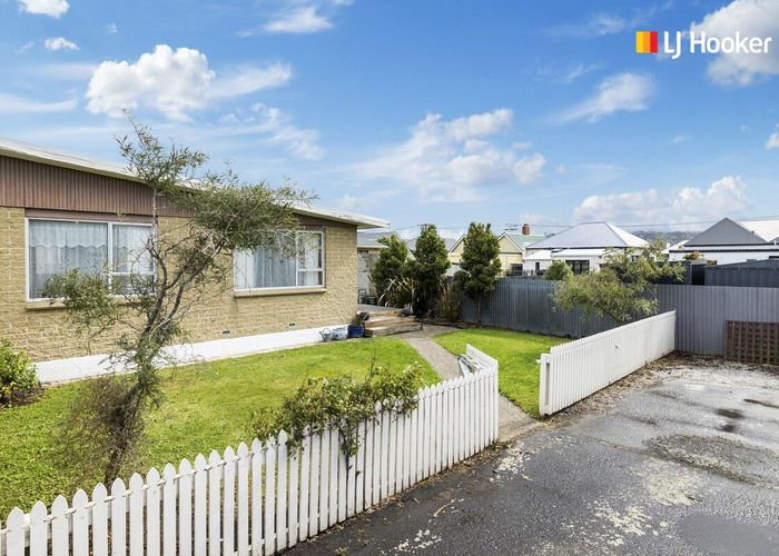 Recently sold 104C Victoria Road, Saint Kilda, Dunedin homes.co.nz