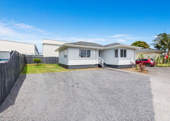  at 1/17 Dunstan Place, Otara, Auckland