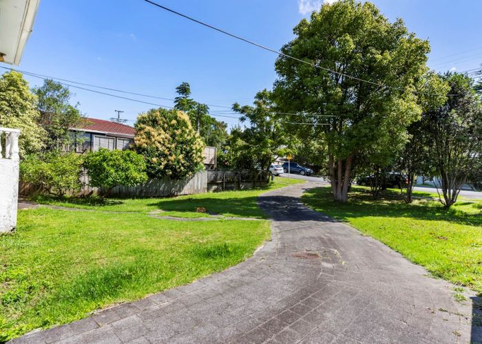  at 6 Arahoe Road, New Lynn, Waitakere City, Auckland