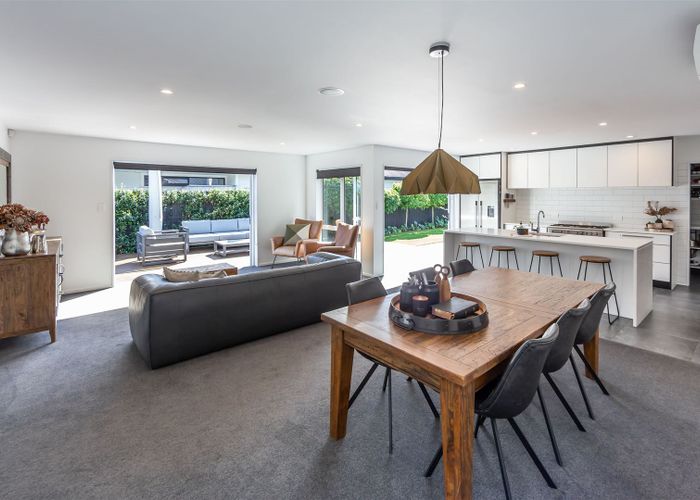 at 47 Dunlops Crescent, BOTTLE LAKE, CHRISTCHURCH