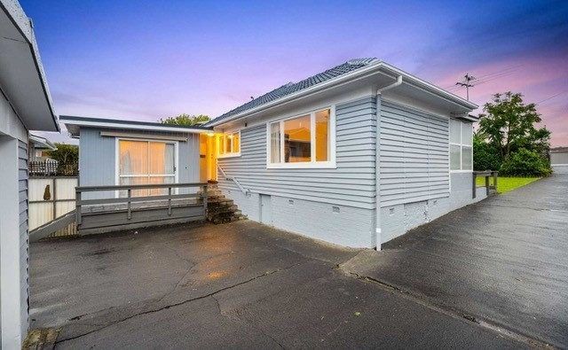  at 58 Royal Road, Massey, Waitakere City, Auckland