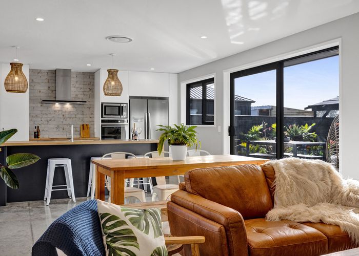  at 10 Piharau Crescent, Hurdon, New Plymouth