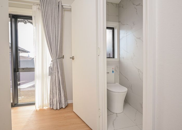  at 10 Young Road, Mount Wellington, Auckland City, Auckland