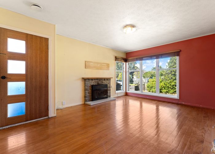  at 22 London Street, Te Atatu Peninsula, Waitakere City, Auckland