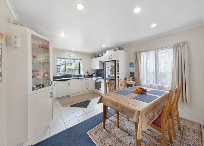  at 12 Paloma Court, Hill Park, Manukau City, Auckland