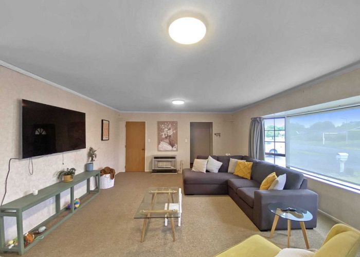  at 7 Norfolk Drive, Otamatea, Whanganui, Manawatu / Whanganui