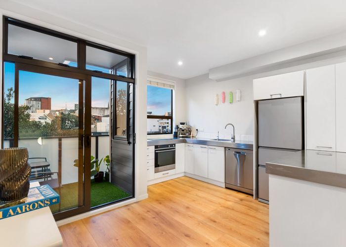  at 16 Harold Street, Mount Eden, Auckland City, Auckland
