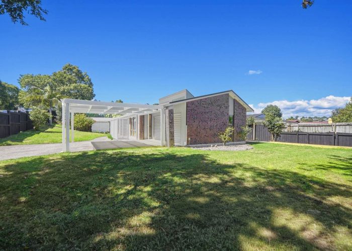  at 1 Montclair Rise, Browns Bay, North Shore City, Auckland