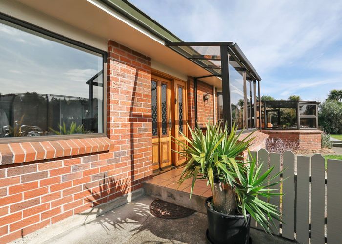  at 10 Tui Place, Otatara, Invercargill