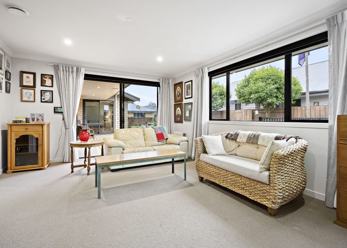  at 111B Carlyle Street, Leamington, Cambridge