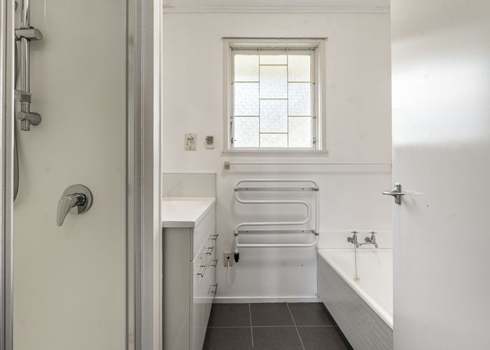  at 44 Sequoia Place, Sunnynook, Auckland