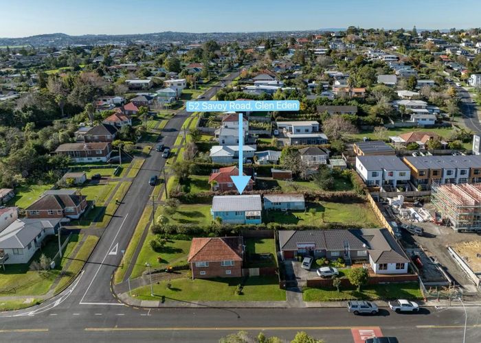  at 52 Savoy Road, Glen Eden, Waitakere City, Auckland