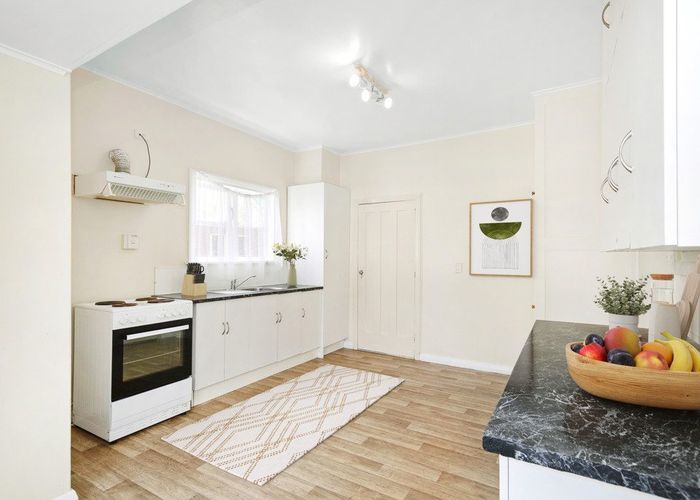  at 19 Waiwhetu Road, Waiwhetu, Lower Hutt