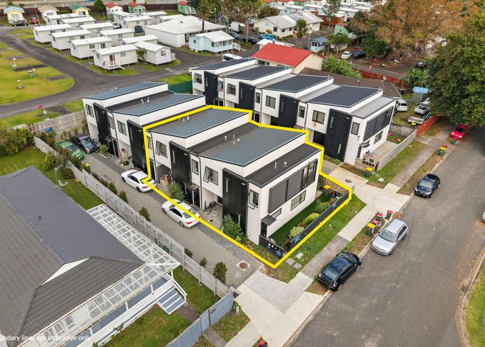  at 11A & 11B Rountree Place, Conifer Grove, Papakura, Auckland