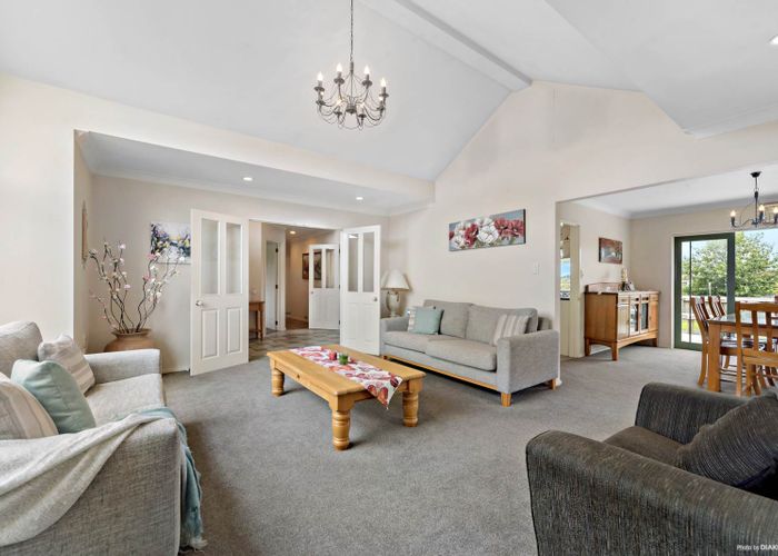  at 18 Brylee Drive, Conifer Grove, Takanini