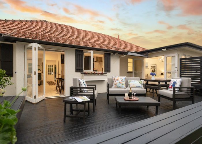  at 12 Manuka Street, Hokowhitu, Palmerston North, Manawatu / Whanganui