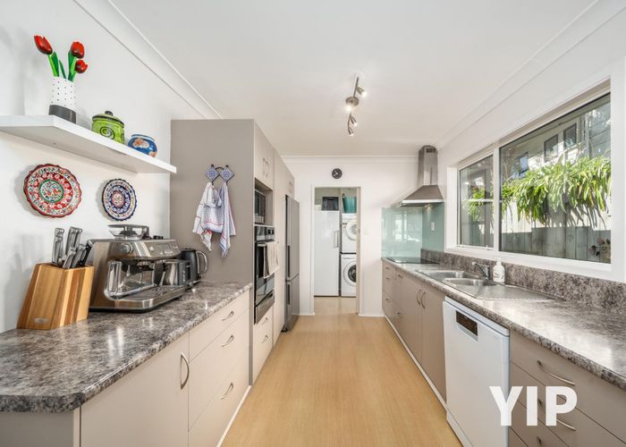  at 4 Fernhaven Grove, Newlands, Wellington, Wellington