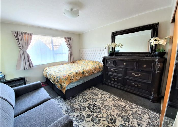  at 21 McEnroe Grove, Naenae, Lower Hutt, Wellington