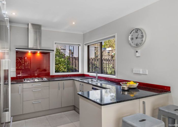  at 37C Bernard Magnus Lane, Greenhithe, Auckland